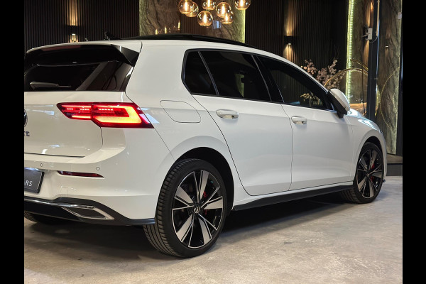 Volkswagen Golf 1.4 eHybrid GTE|PANO|FULL OPTIONS