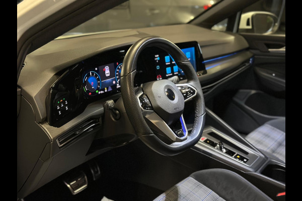 Volkswagen Golf 1.4 eHybrid GTE|PANO|FULL OPTIONS