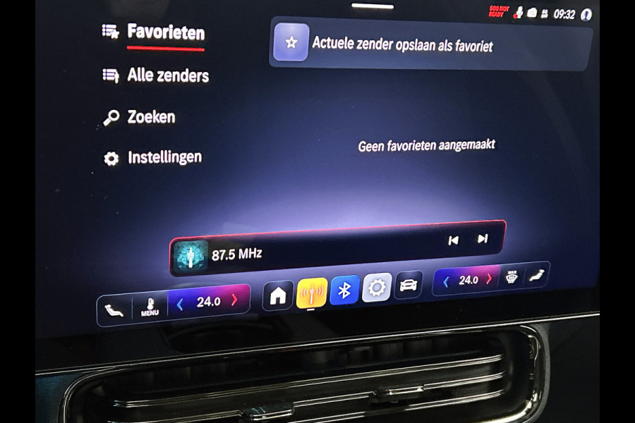 Mercedes-Benz CLA-Klasse 250+ Launch Edition 85 kWh | Trekhaak | Warmtepomp | Adaptieve Cruisecontrol | Antidiefstal pakket URBAN GUARD | Nightpakket | 19 inch AMG velgen | Panoramadak | Sierdelen aluminium |