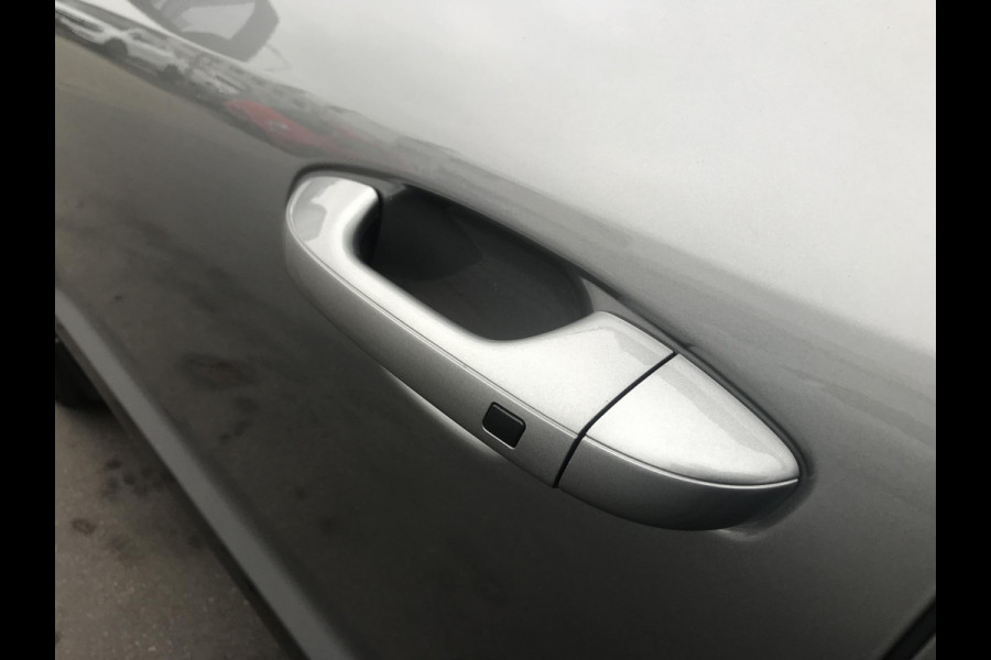 Kia Niro 1.6 Hybrid DynamicLine Stoelverwarming 7 JAAR GAR.