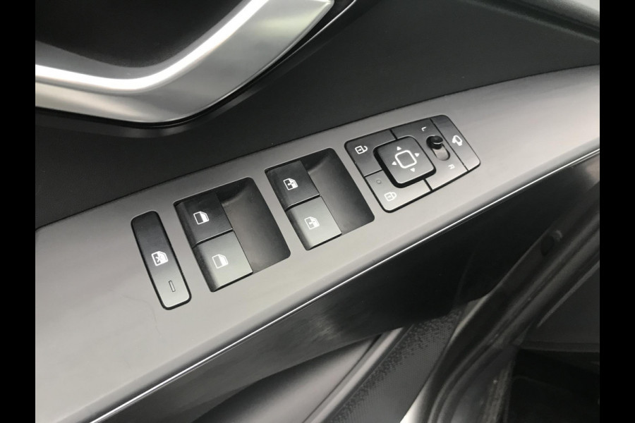 Kia Niro 1.6 Hybrid DynamicLine Stoelverwarming 7 JAAR GAR.