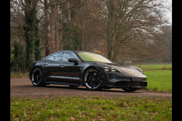 Porsche Taycan Turbo S 93 kWh | SportDesign Carbon | Burmester | Keramisch | PDCC Sport