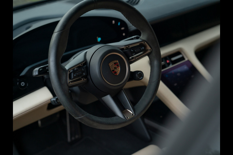 Porsche Taycan Turbo S 93 kWh | SportDesign Carbon | Burmester | Keramisch | PDCC Sport
