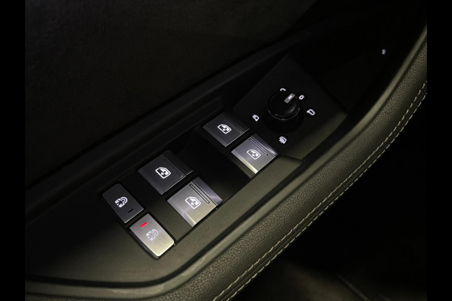 Audi e-tron 50 Quattro S-LINE Edition 71 kWh|BLACK/WHITE|LEDER|PANO|ACC|MEMORY|APPLE CARPLAY|CAMERA|NL-AUTO|NAP|INCL. BTW|1e EIG|