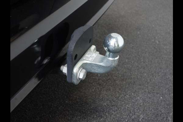 Opel Combo 130pk L1 Edition Automaat Airco Navigatie Trekhaak Cruise control