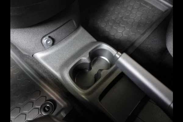 Opel Combo 130pk L1 Edition Automaat Airco Navigatie Trekhaak Cruise control