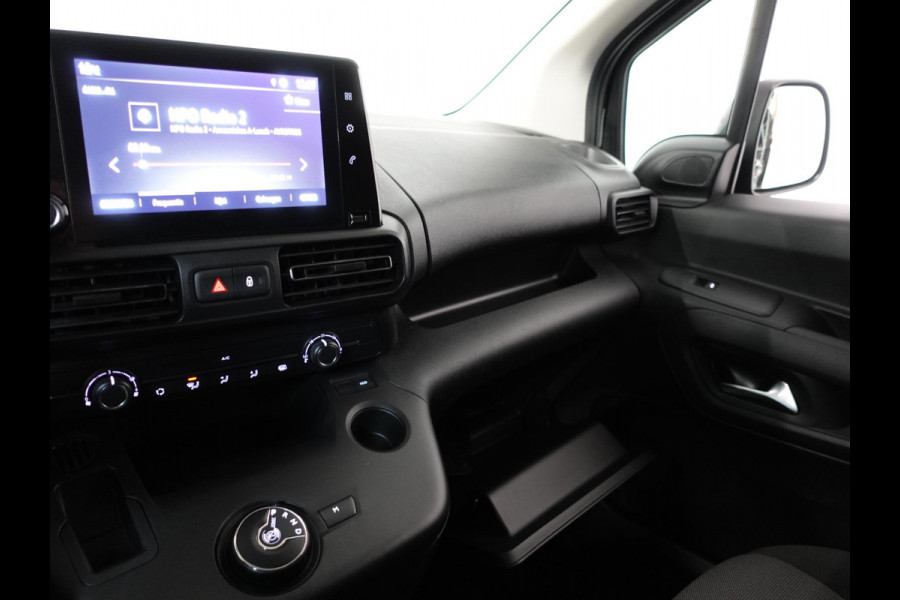 Opel Combo 130pk L1 Edition Automaat Airco Navigatie Trekhaak Cruise control