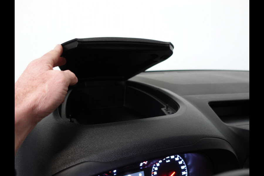 Opel Combo 130pk L1 Edition Automaat Airco Navigatie Trekhaak Cruise control