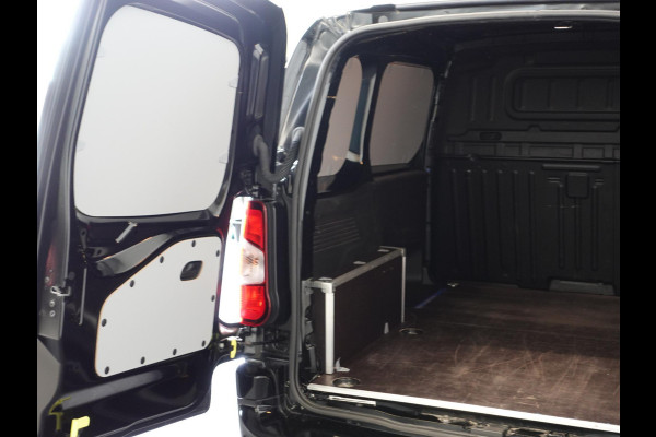 Opel Combo 130pk L1 Edition Automaat Airco Navigatie Trekhaak Cruise control