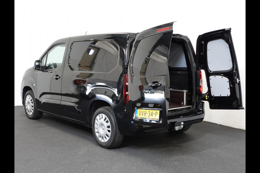 Opel Combo 130pk L1 Edition Automaat Airco Navigatie Trekhaak Cruise control