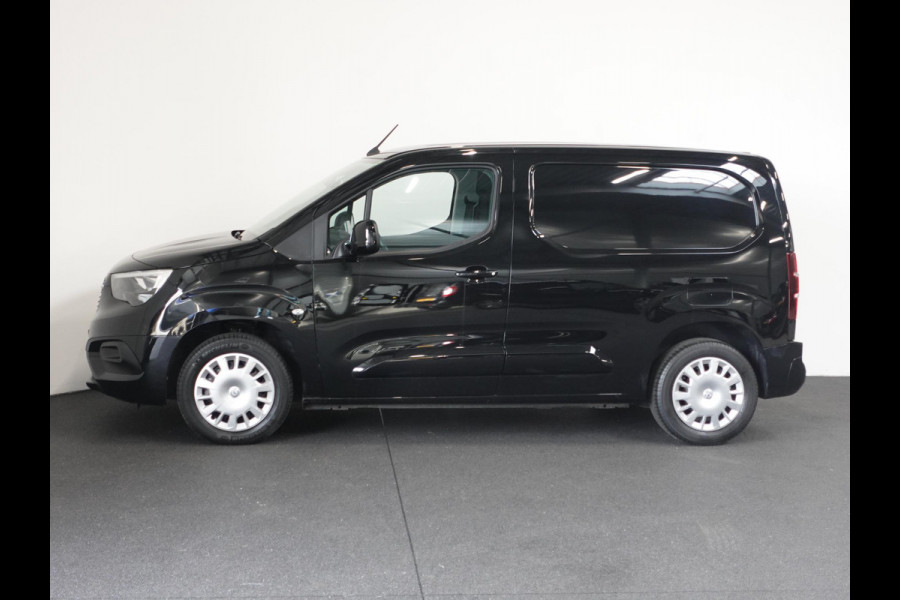 Opel Combo 130pk L1 Edition Automaat Airco Navigatie Trekhaak Cruise control