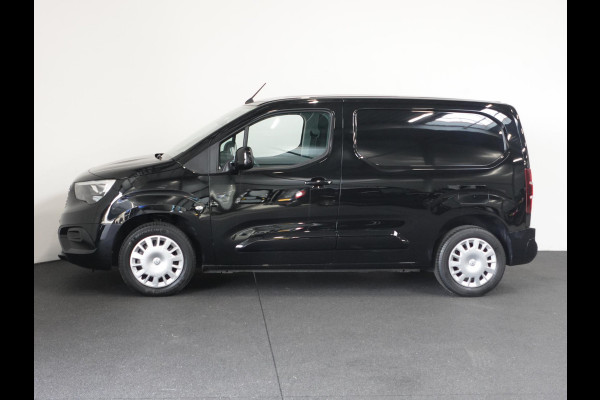 Opel Combo 130pk L1 Edition Automaat Airco Navigatie Trekhaak Cruise control