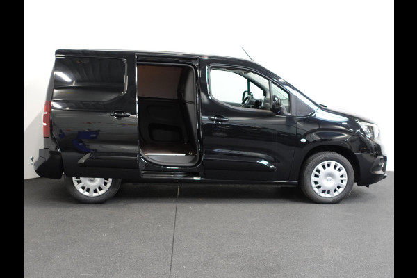 Opel Combo 130pk L1 Edition Automaat Airco Navigatie Trekhaak Cruise control