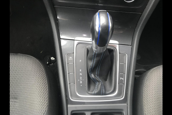 Volkswagen e-Golf Navi + camera