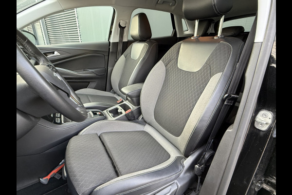 Opel Grandland X BWJ 11-2020 | 1.2T 131PK Bus Executive | TREKHAAK | CLIMA | NAVI | LEDER/STOF | SPORTSTOELEN | PDC 2X | CARPLAY |