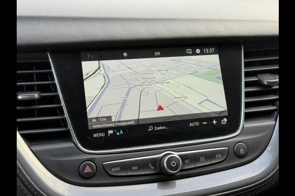 Opel Grandland X BWJ 11-2020 | 1.2T 131PK Bus Executive | TREKHAAK | CLIMA | NAVI | LEDER/STOF | SPORTSTOELEN | PDC 2X | CARPLAY |