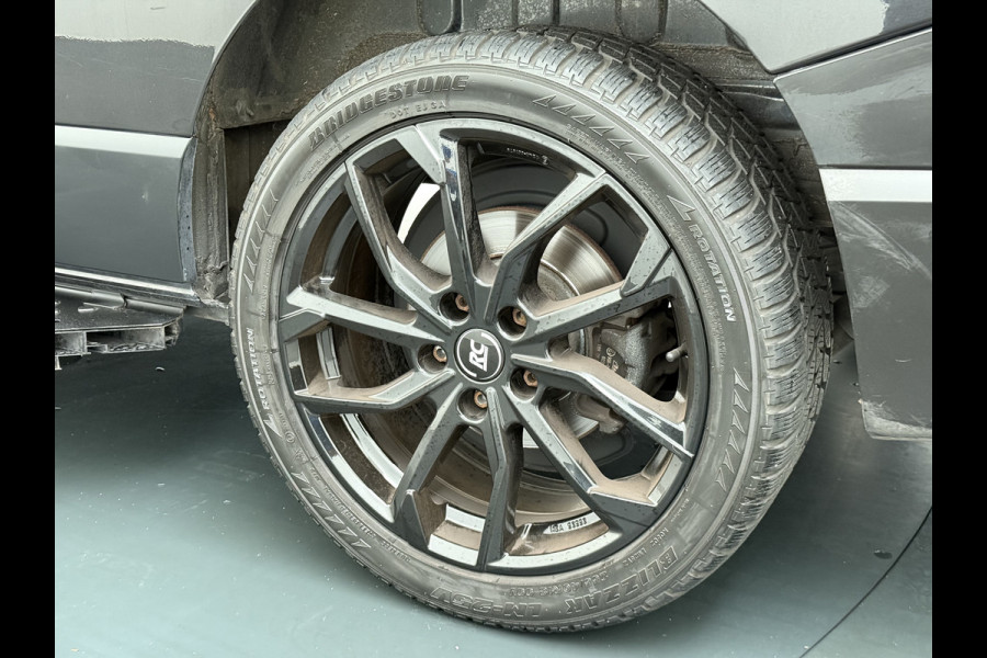 Renault Trafic 2.0DCI 145PK T29 L2H1 Comfort 3-Persoons Trekhaak Apple Carplay Android Navi Airco Cruise Control Bluetooth Lmv Pdc Betonplex Vloer Wandbetimmering Schuifdeur Sidebars Euro 6 Origineel Nederlandse Auto