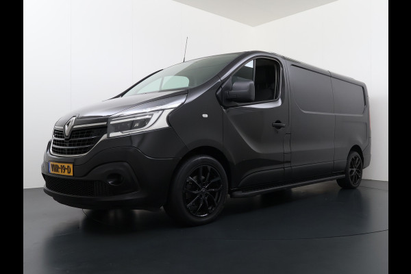 Renault Trafic 2.0DCI 145PK T29 L2H1 Comfort 3-Persoons Trekhaak Apple Carplay Android Navi Airco Cruise Control Bluetooth Lmv Pdc Betonplex Vloer Wandbetimmering Schuifdeur Sidebars Euro 6 Origineel Nederlandse Auto