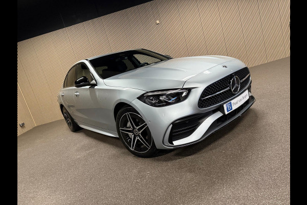 Mercedes-Benz C-Klasse 300e AMG STYLING-MEMORY-NIGHT-SFEERVERLICHTING-CARPLAY-ZEER COMPLEET