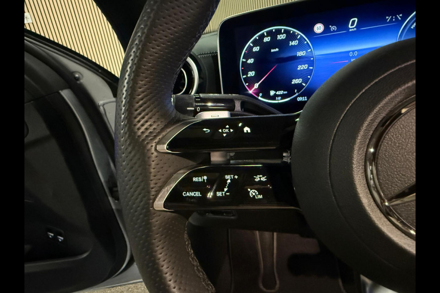 Mercedes-Benz C-Klasse 300e AMG STYLING-MEMORY-NIGHT-SFEERVERLICHTING-CARPLAY-ZEER COMPLEET