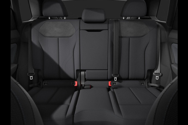 Audi Q3 S edition e-hybrid 200 kW / 272 PK | Techniekpakket plus | Ambiente lichtpakket plus | Privacy glas | Panoramadak| Dodehoek detectie |