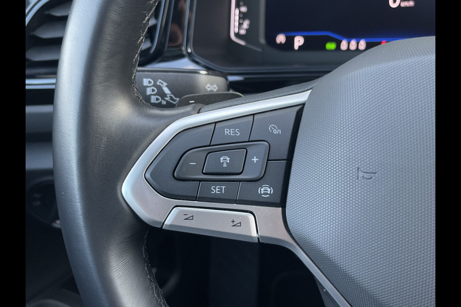 Volkswagen T-Roc 1.5 TSI Style | Pano | CarPlay | ACC | IQ Light | DAB+ | 18 inch