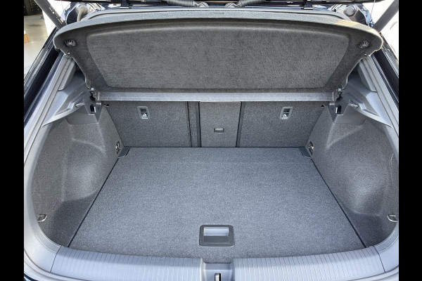 Volkswagen T-Roc 1.5 TSI Style | Pano | CarPlay | ACC | IQ Light | DAB+ | 18 inch