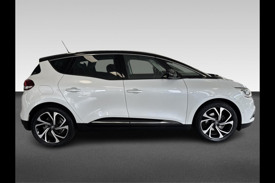 Renault Scénic 1.2 TCe Bose | zwart dak | blind-spot | massagestoelen | navigatie | allseason banden | halfleder