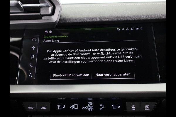 Audi A3 Sportback 35 TFSI S edition | Verlengde Garantie | Optiek zwart pakket | Parkeersensoren achterzijde | Afneembare trekhaak |