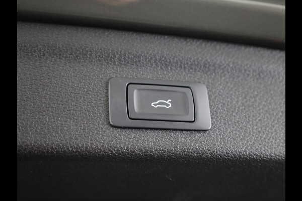 Audi Q3 35 TFSI Advanced Edition 150 pk S-tronic | Verlengde garantie | Navigatie | Gratis Winterset | Achteruitrijcamera | LED koplampen | Stoelverwarming |