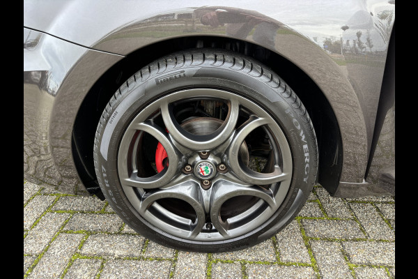 Alfa Romeo MiTo TwinAir 105PK | 17" Inch | Navigatie | Climate en Cruise Control