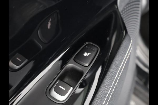 Kia e-Niro ExecutiveLine 64 kWh 450 km actieradius | Navigatie | Stoelverwarming | Leder |