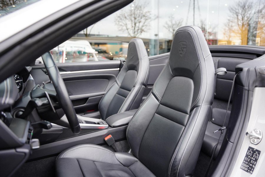 Porsche 911 992 Cabriolet 3.0 Carrera 4 S GERESERVEERD