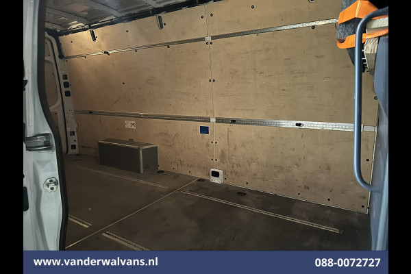 Mercedes-Benz Sprinter 317 CDI 170pk 3500kg Trekhaak L3H2 Euro6 Airco | Camera | Apple Carplay | Android Auto | Cruisecontrol Stoelverwarming, Bijrijdersbank
