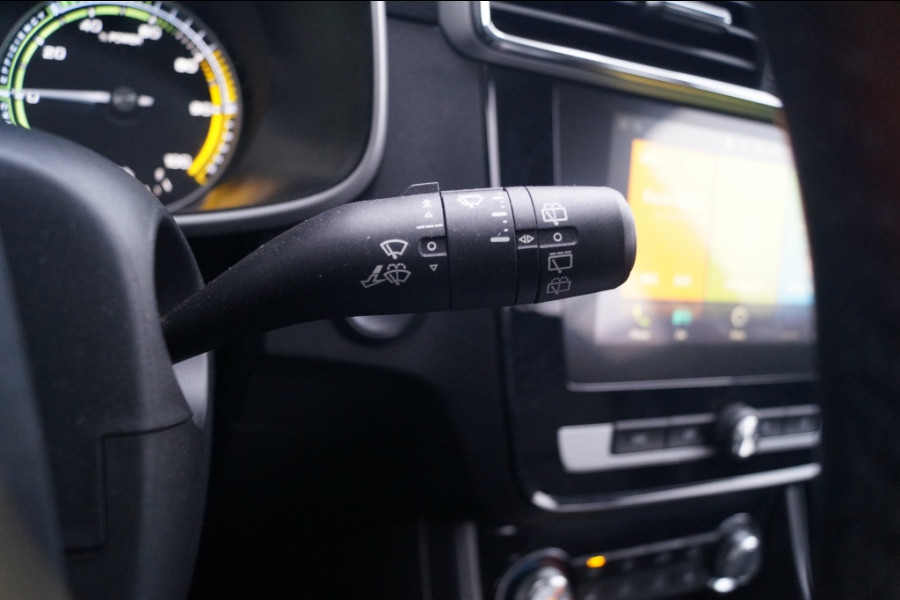 MG ZS EV Luxury 45kWh -PANO-LEER-NAVI-