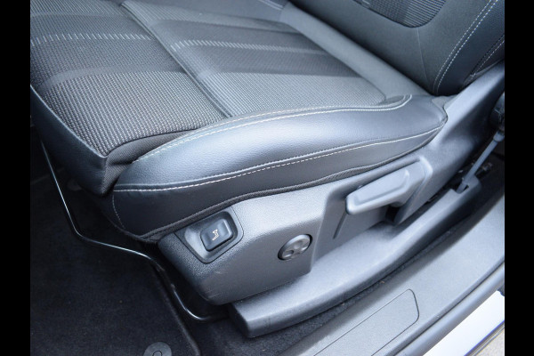 Opel Grandland 1.2 Turbo Level 3 ACHTERUITRIJCAMERA MET SENSOREN | NAVI & CARPLAY | E.C.C. |