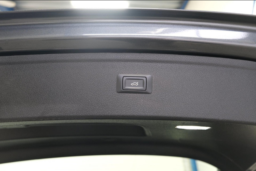 Audi Q5 50 TFSI e S edition - Airco, Navi, Cruise, PDC, Trekhaak.