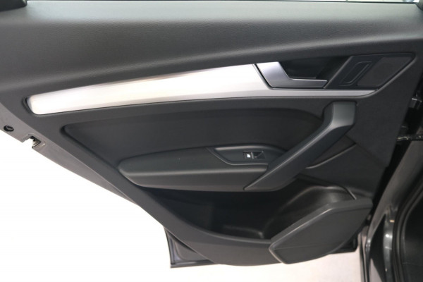 Audi Q5 50 TFSI e S edition - Airco, Navi, Cruise, PDC, Trekhaak.