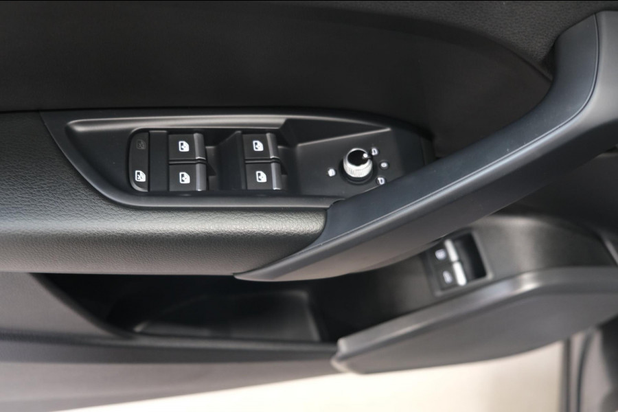 Audi Q5 50 TFSI e S edition - Airco, Navi, Cruise, PDC, Trekhaak.