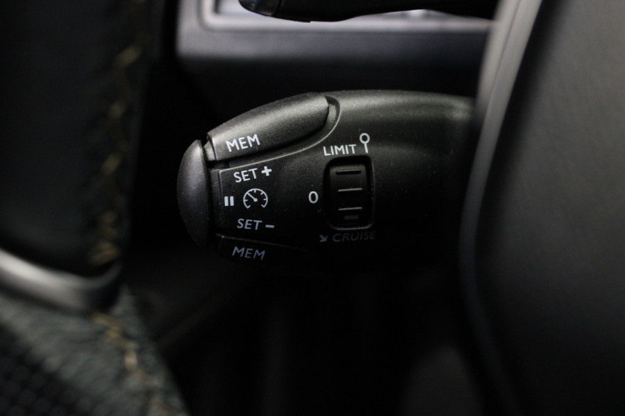Peugeot 3008 1.6 PureTech GT Line |Camera|Navi|