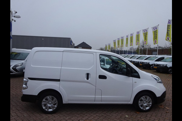 Nissan E-NV200 Business 40 kWh 2.ZERO S.O.H 90% ( Grotere accu ) AIRCO NAVIGATIE