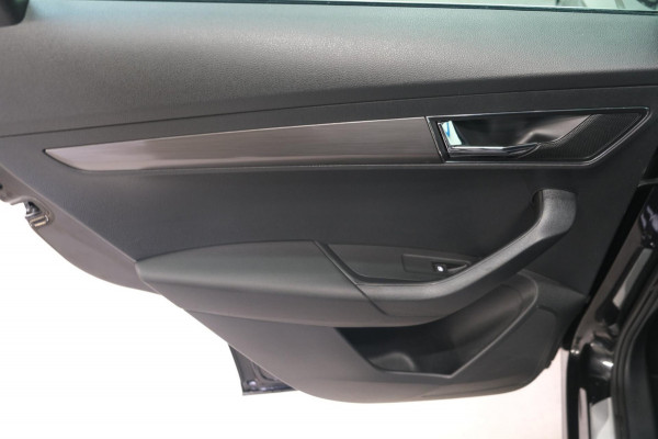 Škoda Karoq 1.0 TSI Business Edition - N.A.P. Airco, Cruise, Navi, Camera