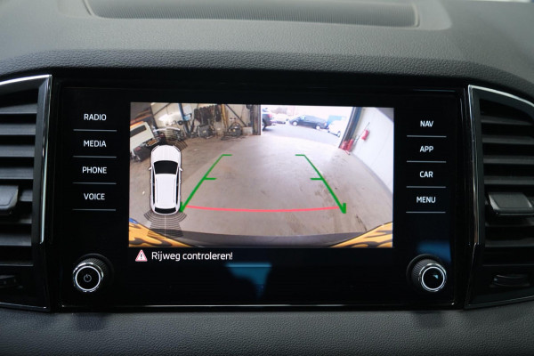 Škoda Karoq 1.0 TSI Business Edition - N.A.P. Airco, Cruise, Navi, Camera