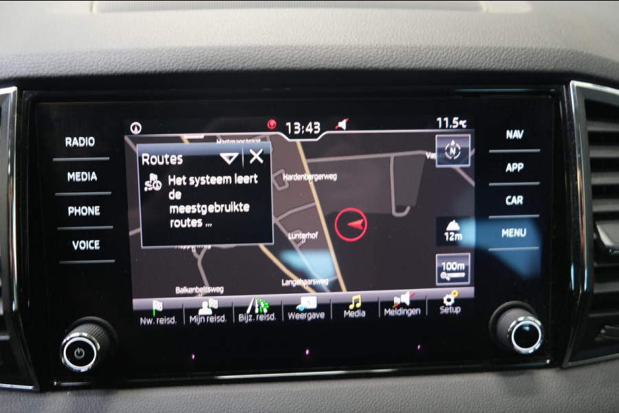 Škoda Karoq 1.0 TSI Business Edition - N.A.P. Airco, Cruise, Navi, Camera