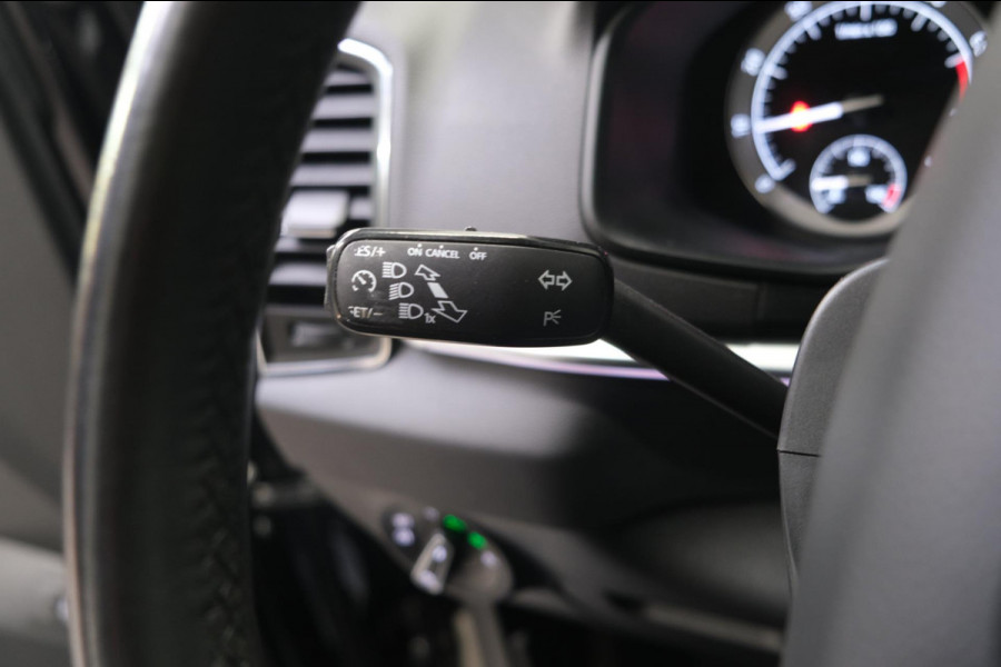 Škoda Karoq 1.0 TSI Business Edition - N.A.P. Airco, Cruise, Navi, Camera