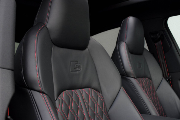 Audi SQ8 Sportback e-tron Quattro 370kW / RS design interieur/ Bang & Olufsen Sound System/ Panoramadak/