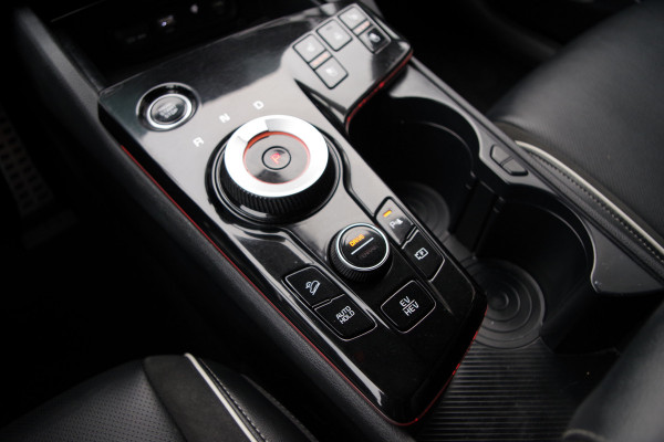 Kia Sportage 1.6 T-GDi Plug-in Hybrid 266 PK AWD GT-PlusLine, Trekhaak, Panoramadak, Rondomzicht Camera, LED