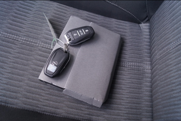 Opel CORSA-E Business Edition 50kWh -NAVI-ECC-CAM-3-FASEN-