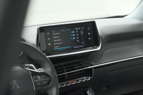 Peugeot 2008 PureTech 130 EAT8 Active | Parkeersensoren | Navigatie | Apple Carplay