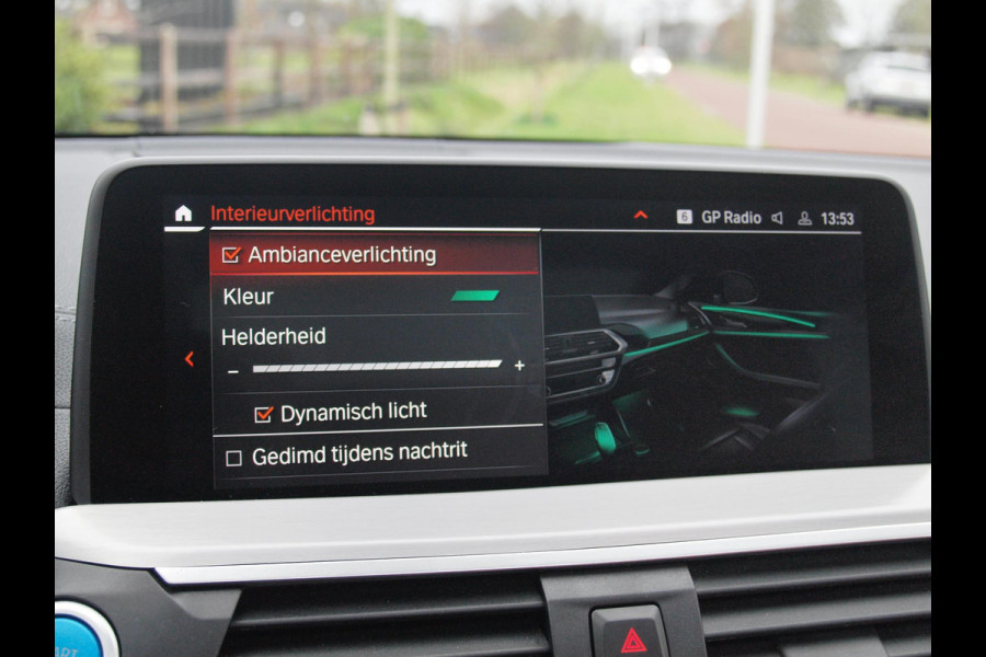 BMW iX3 High Executive 80 kWh | Panoramadak | 360 Camera | Trekhaak | Sfeerverlichting | Head-Up Display | Harman Kardon |